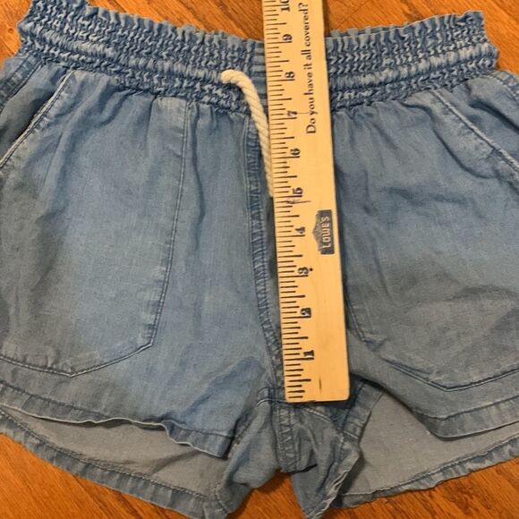 Love Tree Size Small elastic waist with drawstring & pocketed short shorts - Picture 5 of 8